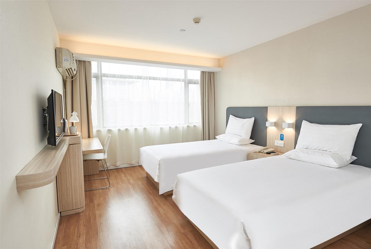 Hanting Express Xichang Qionghai Wetland Park Liangshan Yi Autonomous Prefecture Exterior foto